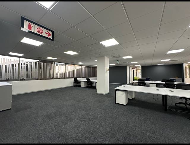 552M² OFFICE TO LET IN SANDTON CENTRAL
